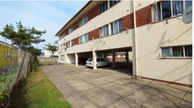 Bachelor Flat for Sale in Pinetown Central